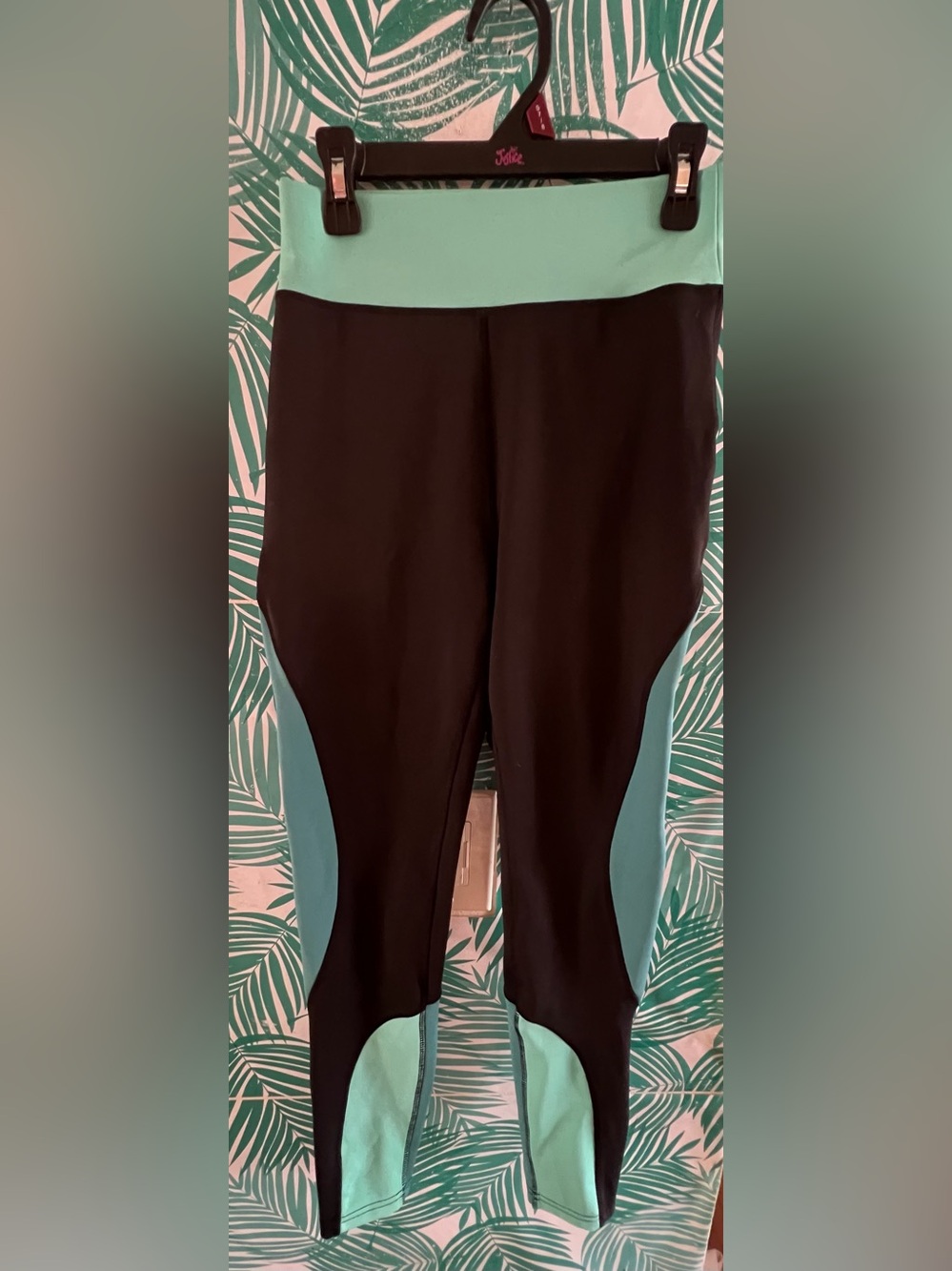 Pop fit Black & Mint Athletic Leggings Sz S